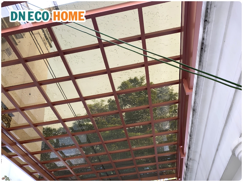 Thông số kỹ thuật tấm Poly đặc 10mm trà